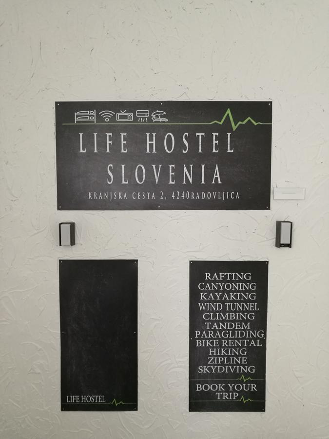 Life Hostel Slovenia Радовлица Экстерьер фото